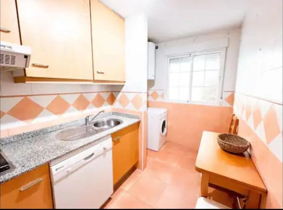 Hc2 - Fuengirola Beach Apartment 0*,